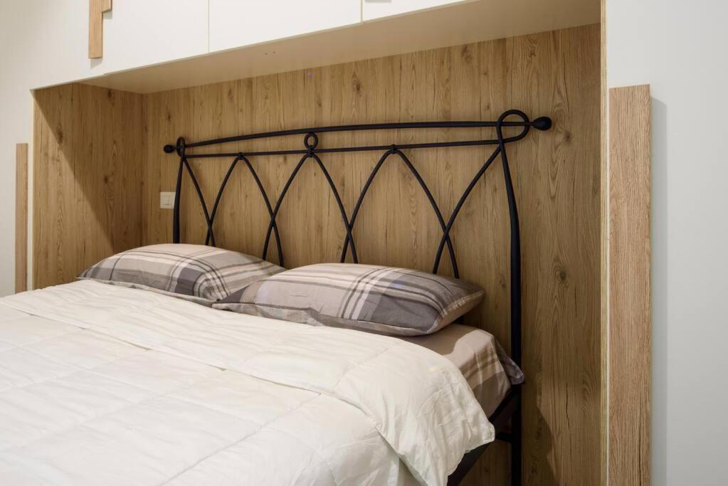 Apartamento Stazione Treni - Wi-Fi & Netflix Cozy Space Salerno Exterior foto